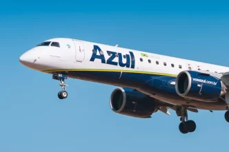 Azul recebe nova aeronave Embraer E195-E2 "Quanto Mais Azul, Melhor"