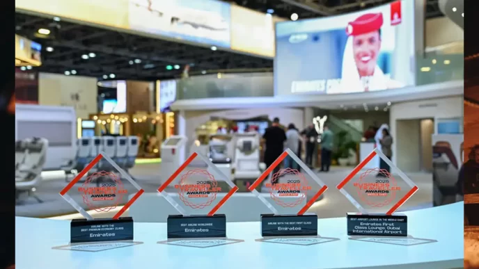 Emirates é eleita melhor companhia aérea mundial pelo 12º ano