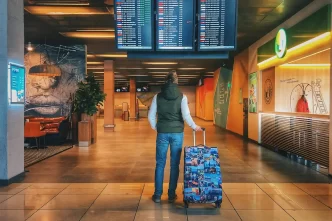 Blue Ribbon Bags e SkyTeam firmam parceria e ampliam serviço de busca de bagagem