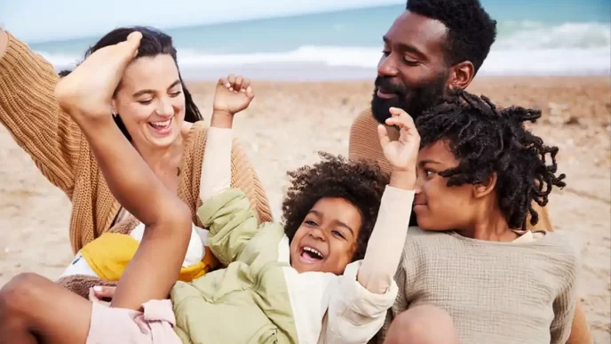 Relatório traz tendências de viagem para as férias com alternativas para economizar